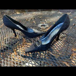 BCBGeneration black pointed toe pumps 7 B